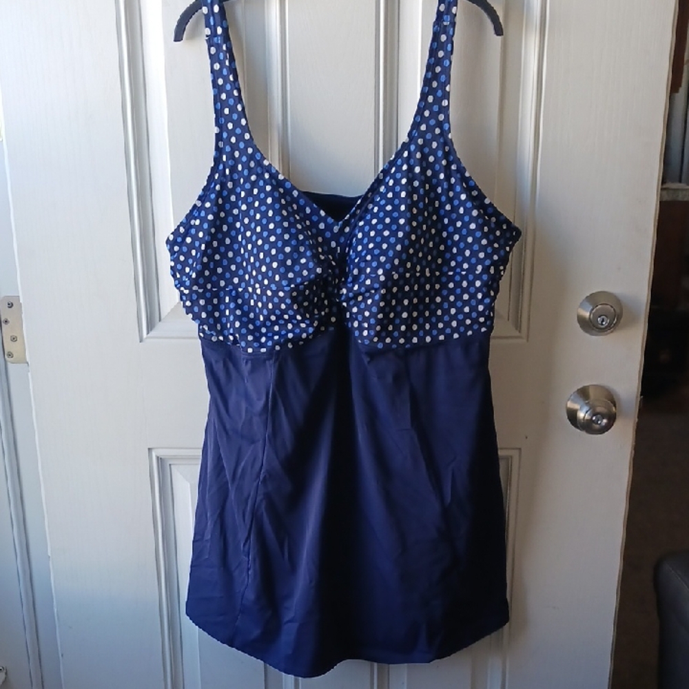 ****Swimsuits For All Navy and White Polka Dot One-Piece Swimdress Size 28